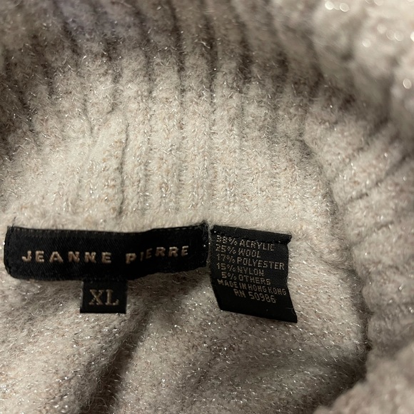 Vintage Jeanne Pierre Turtle Neck - Picture 5 of 5